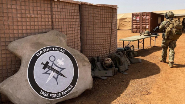Fin de l&#039;opération Barkhane : quelle stratégie pour les forces françaises au Sahel ? &quot;Redéploiement vers la zone des trois frontières&quot;  &quot;Inquiétudes pour le Nord-Mali&quot;