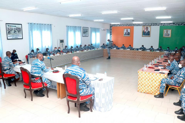 RENCONTRES PERIODIQUES DU COMMANDANT SUPERIEUR DE LA GENDARMERIE AVEC SES COLLABORATEURS