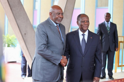 Au MALI : les nombreux coups d'&Eacute;TAT foireux vous ont avanc&eacute; &agrave; quoi !  Tous les politiciens Maliens ont leurs biens et familles ici, chez nous en COTE d'Ivoire.